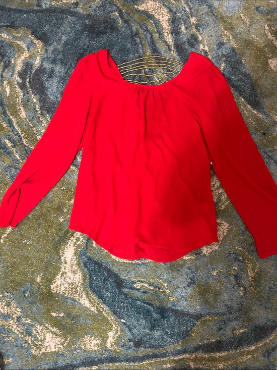Tops - Long Sleeve Sheer Long sleeve Top with Back Chains